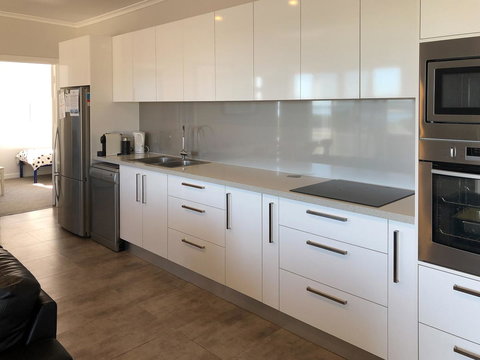 Beachview - Accommodation Gladstone 11