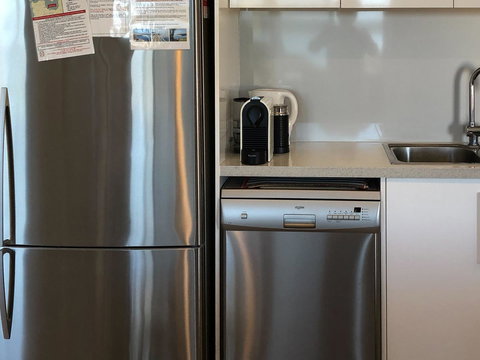 Beachview - Accommodation Gladstone 13