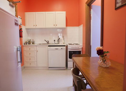 The Fruiterer's - Accommodation Gladstone 23