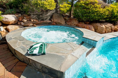 Clare Country Club - Accommodation Gladstone 5
