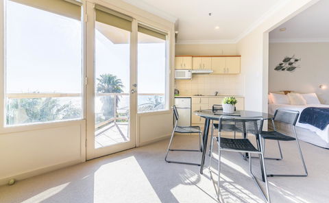 The Bluff Resort Apartments - Accommodation Gladstone 9