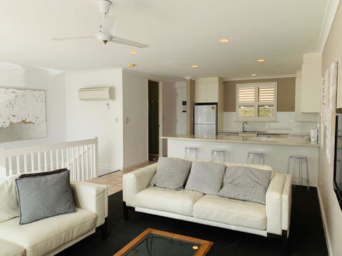 The Bluff Resort Apartments - Accommodation Gladstone 1