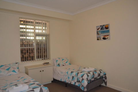 The Bluff Resort Apartments - Accommodation Gladstone 18