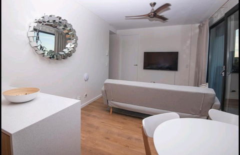 Wisteria Apartments - Accommodation Gladstone 1