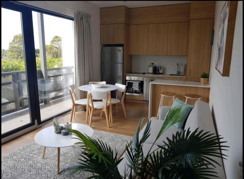 Wisteria Apartments - Accommodation Gladstone 3