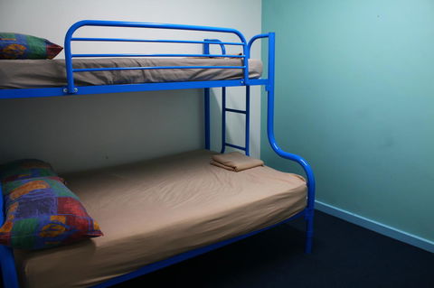 My Place & Adelaide Backpackers Hostel - Accommodation Gladstone 3