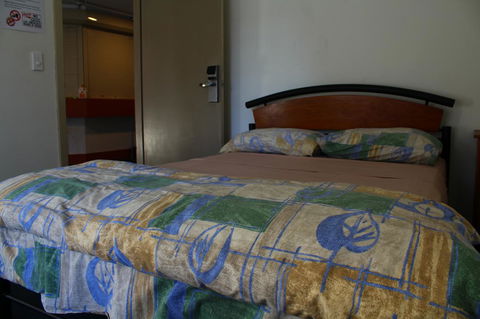 My Place & Adelaide Backpackers Hostel - Accommodation Gladstone 5