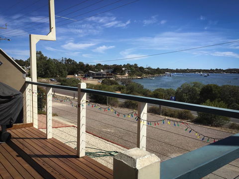 Seascape - Accommodation Gladstone 20