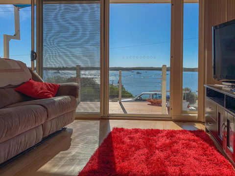 Seascape - Accommodation Gladstone 3