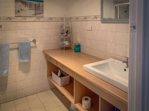 Seascape - Accommodation Gladstone 14