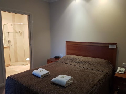 Vine Inn Barossa - Accommodation Gladstone 5