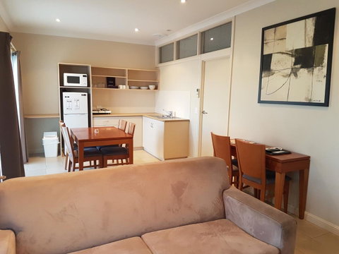 Vine Inn Barossa - Accommodation Gladstone 1
