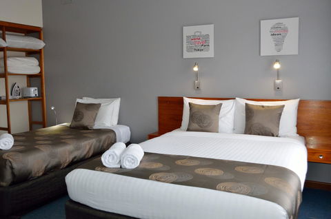 105 On The Park - Accommodation Gladstone 7