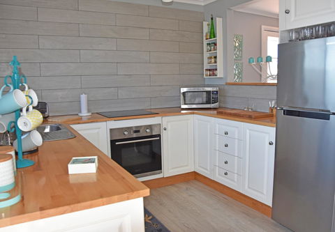 Beach Life Retreat - Accommodation Gladstone 9