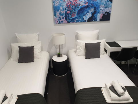 The Avenue Inn - Accommodation Gladstone 3
