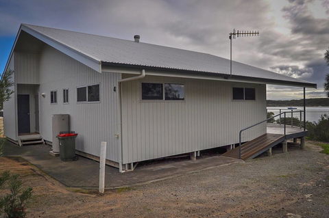 Rest A Shore Coffin Bay - Accommodation Gladstone 12