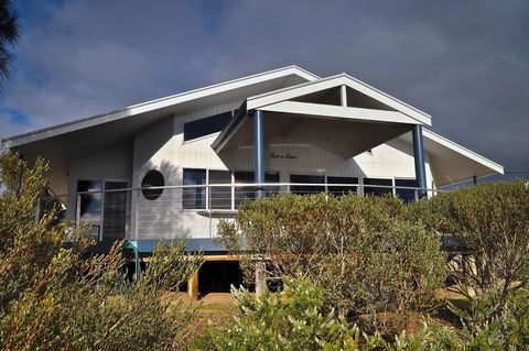 Rest A Shore Coffin Bay - Accommodation Gladstone 0