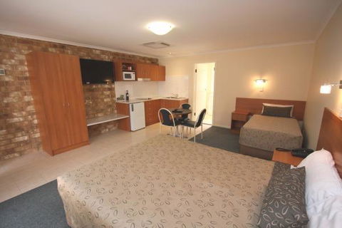 Clare Central - Accommodation Gladstone 39