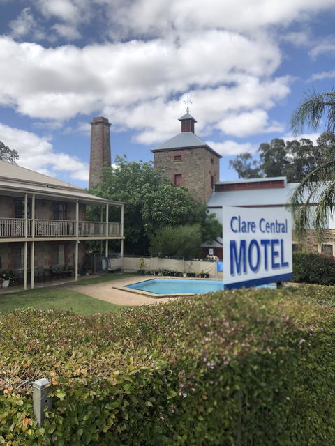Clare Central - Accommodation Gladstone 1