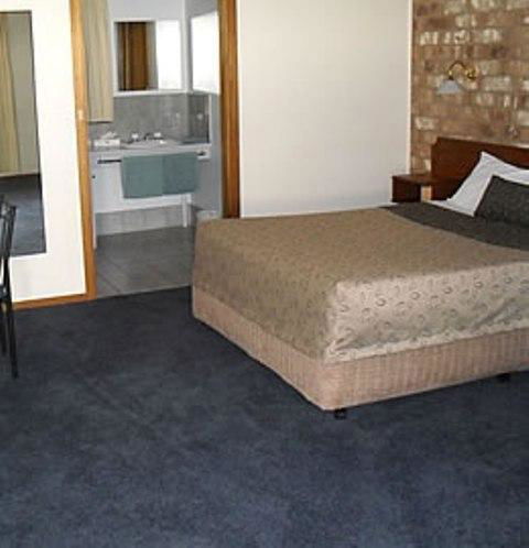 Clare Central - Accommodation Gladstone 44