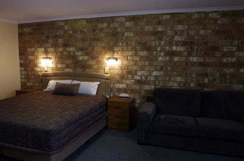 Clare Central - Accommodation Gladstone 28