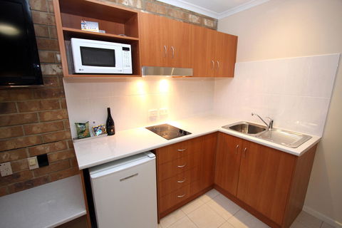 Clare Central - Accommodation Gladstone 36