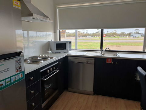 BIG4 The Bend Holiday Park - Accommodation Gladstone 3