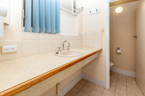 Blue Seas Motel - Accommodation Gladstone 4