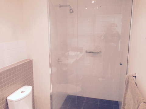 Breakwater Apartment - Accommodation Gladstone 16