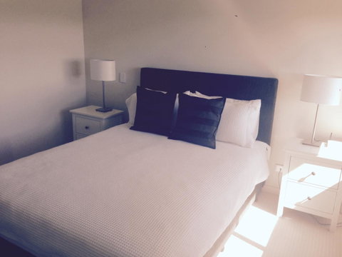 Breakwater Apartment - Accommodation Gladstone 8