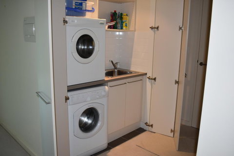 Breakwater Apartment - Accommodation Gladstone 17