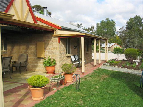 Riesling Trail & Clare Valley Cottages - Accommodation Gladstone 2