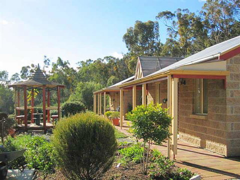 Riesling Trail & Clare Valley Cottages - Accommodation Gladstone 0