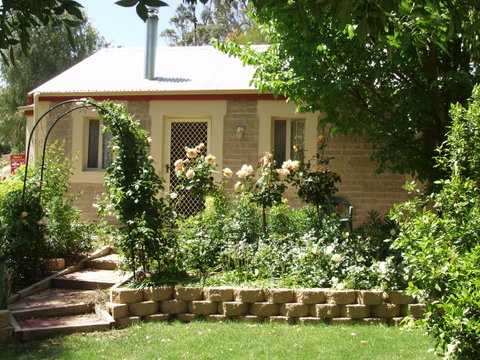 Riesling Trail & Clare Valley Cottages - Accommodation Gladstone 3