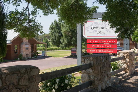 OXENBERRY FARM - Accommodation Gladstone 0