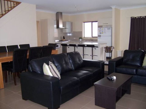 Relax On Par - Accommodation Gladstone 8