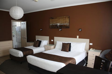 Lakeview Motel And Apartments - Accommodation Gladstone 0