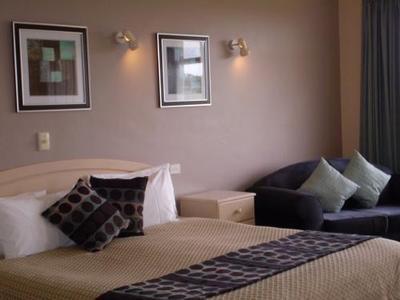 Lakeview Motel And Apartments - Accommodation Gladstone 32