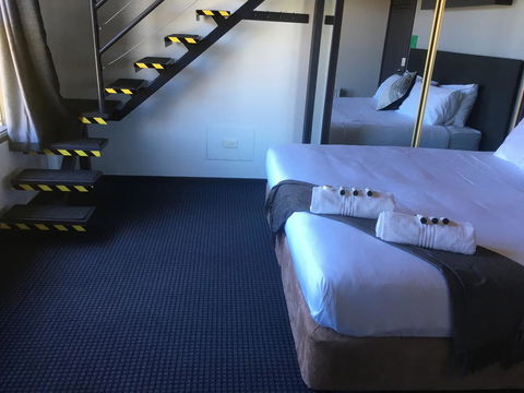 Snowy Gums Chalet - Accommodation Gladstone 4