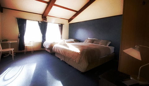 Snowy Gums Chalet - Accommodation Gladstone 11