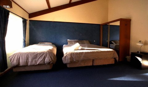 Snowy Gums Chalet - Accommodation Gladstone 12