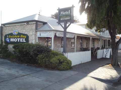 Guichen Bay Motel - Accommodation Gladstone 0