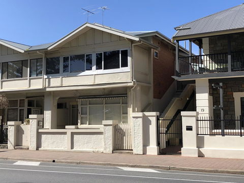 Parkview Apartment - Grandview House & Apartments - Accommodation Gladstone 3