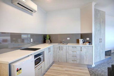 Limani Motel - Accommodation Gladstone 13