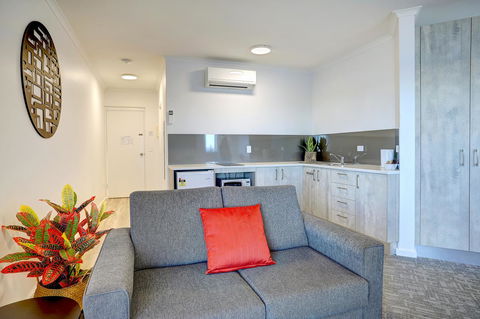 Limani Motel - Accommodation Gladstone 14