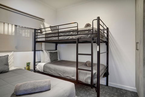 Limani Motel - Accommodation Gladstone 5