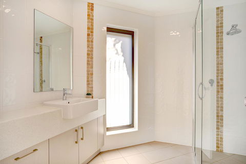 Limani Motel - Accommodation Gladstone 36