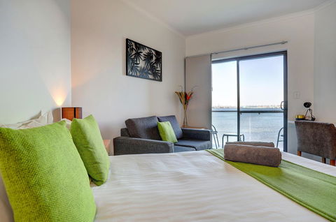 Limani Motel - Accommodation Gladstone 23