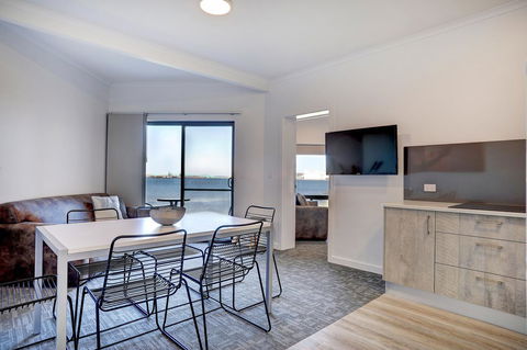 Limani Motel - Accommodation Gladstone 2