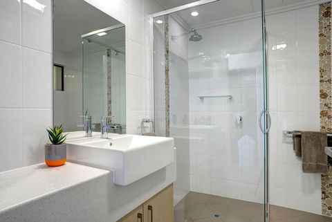 Limani Motel - Accommodation Gladstone 3